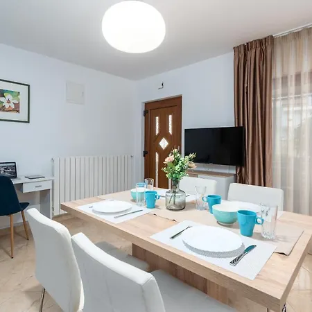 Apartment Ana