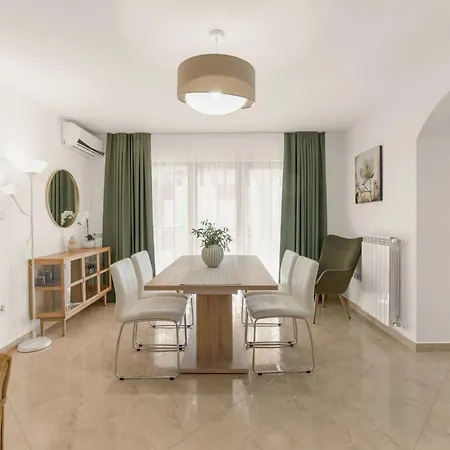 Apartment Ana Porec